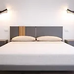 A Due Passi Dalla Scalinata Restyling Apartamento Caltagirone