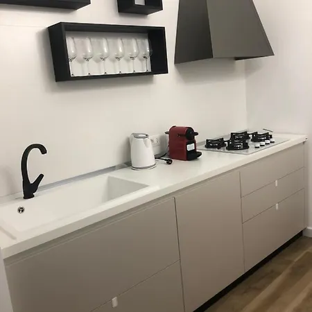A Due Passi Dalla Scalinata Restyling *