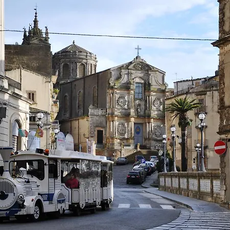 A Due Passi Dalla Scalinata Restyling Апартаменты